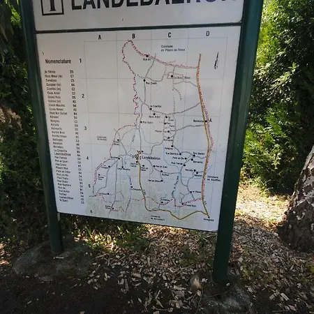 La Tour